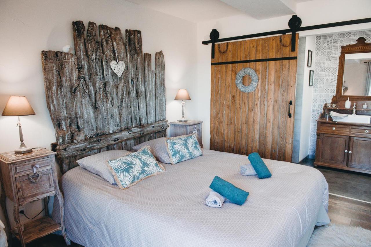 Au Charme D'Antan Bed & Breakfast Feron Ngoại thất bức ảnh